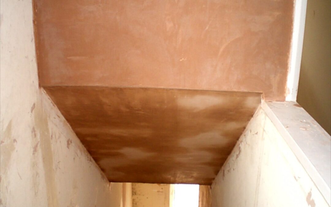 Hallway and stairwell re-plastered - photo 5